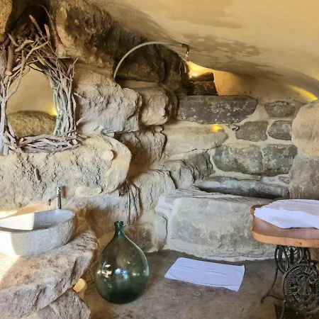 Курортный комплекс Is Perdas Rural Retreat & Gergei