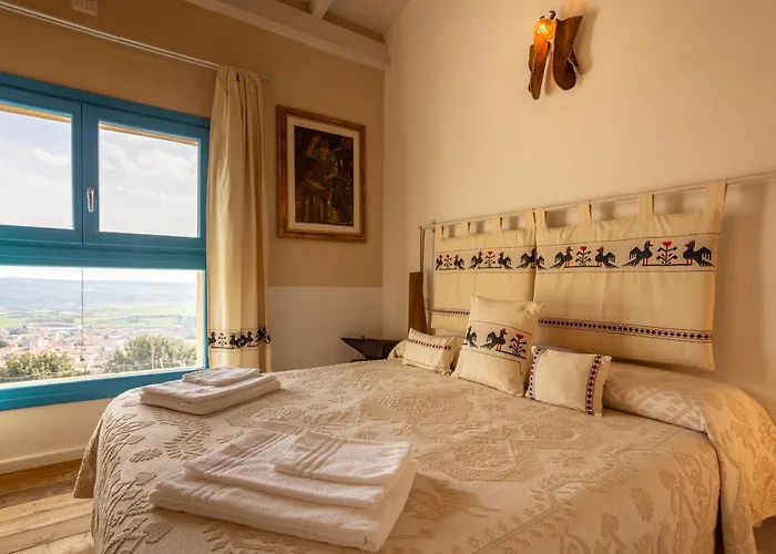 Resort Is Perdas Rural Retreat&spa